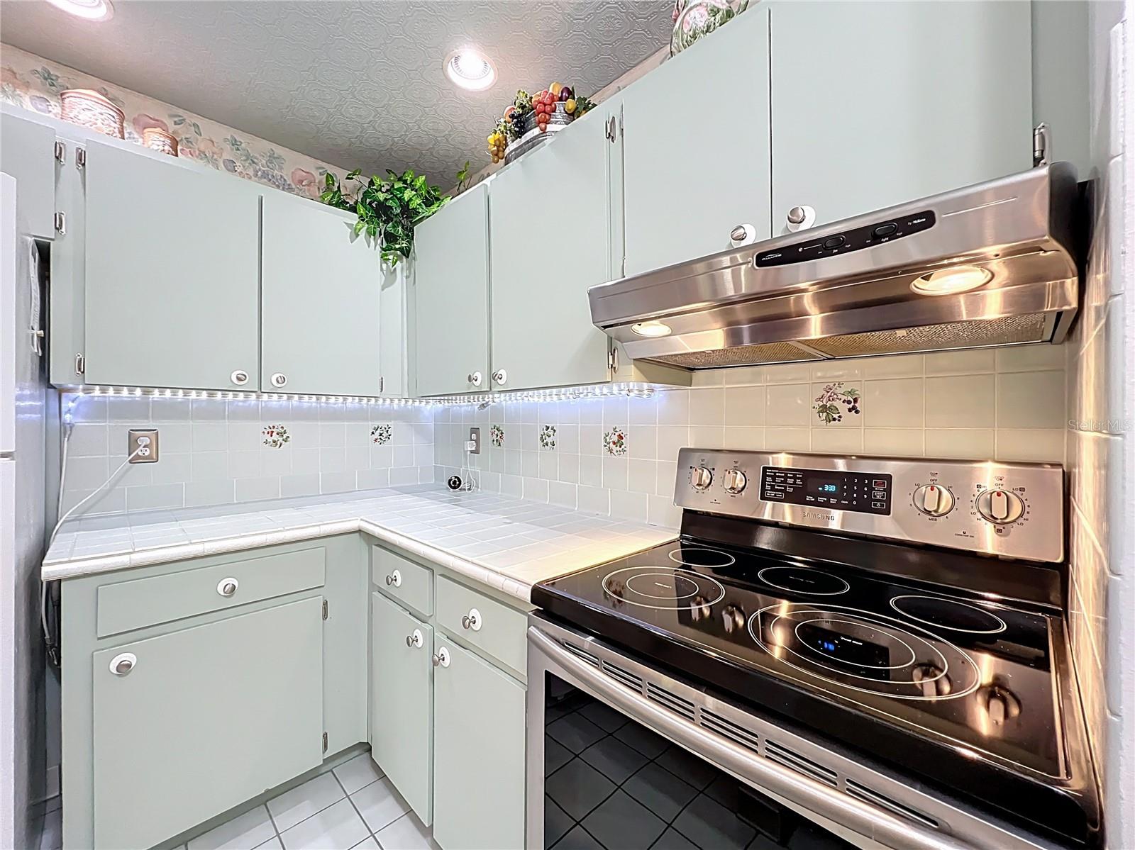 Image 21 of 77 For 130 Jasmine Woods Court 10d