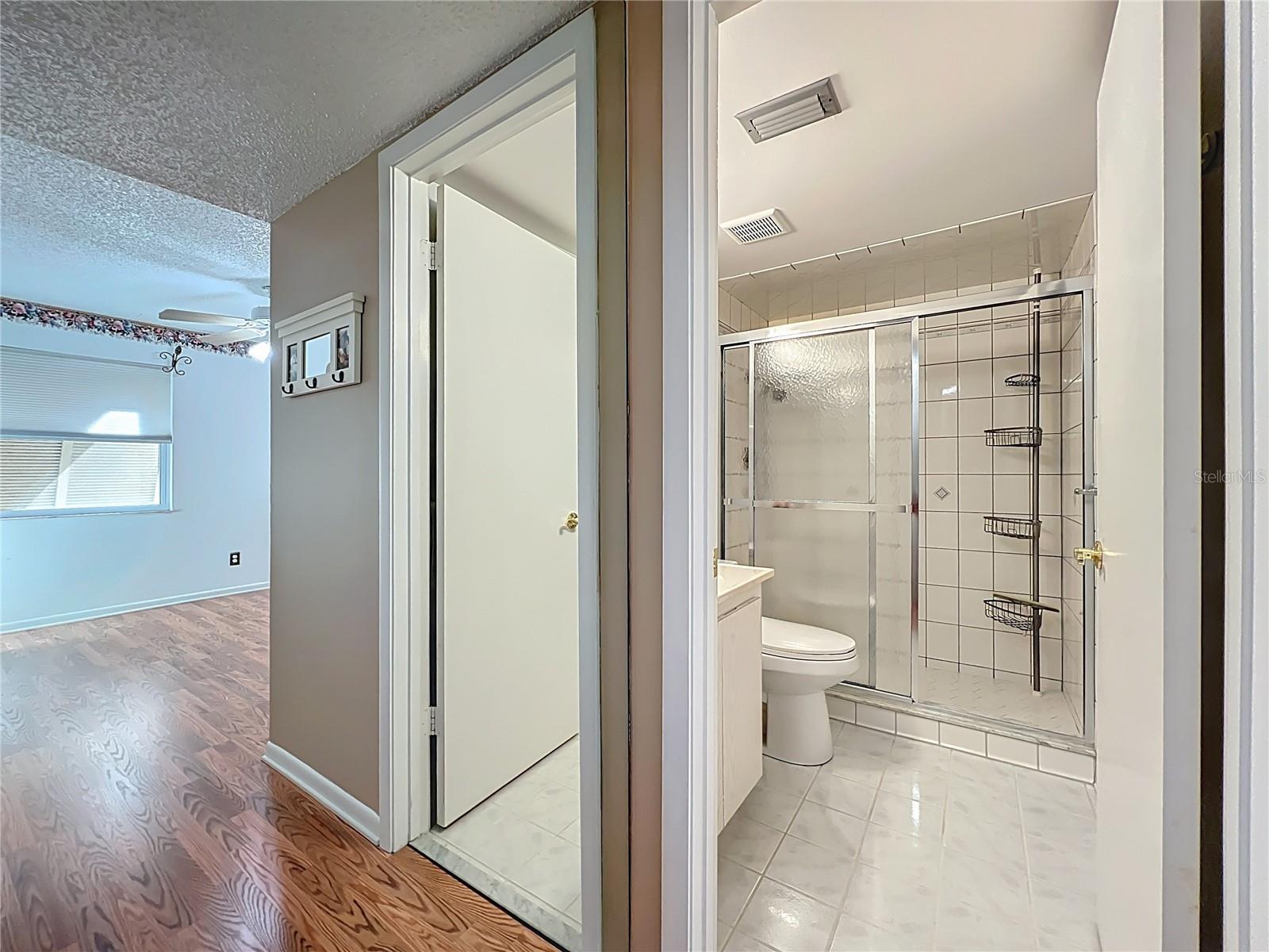 Image 32 of 77 For 130 Jasmine Woods Court 10d