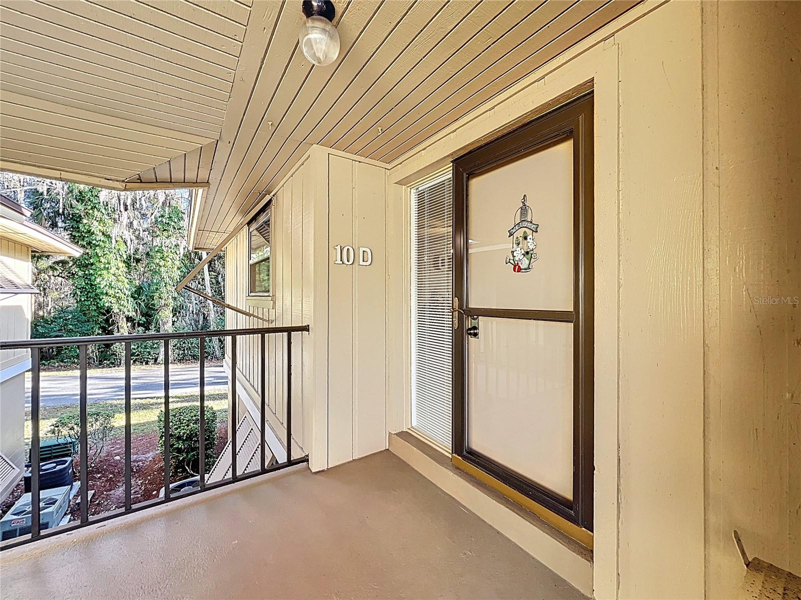 Image 4 of 77 For 130 Jasmine Woods Court 10d