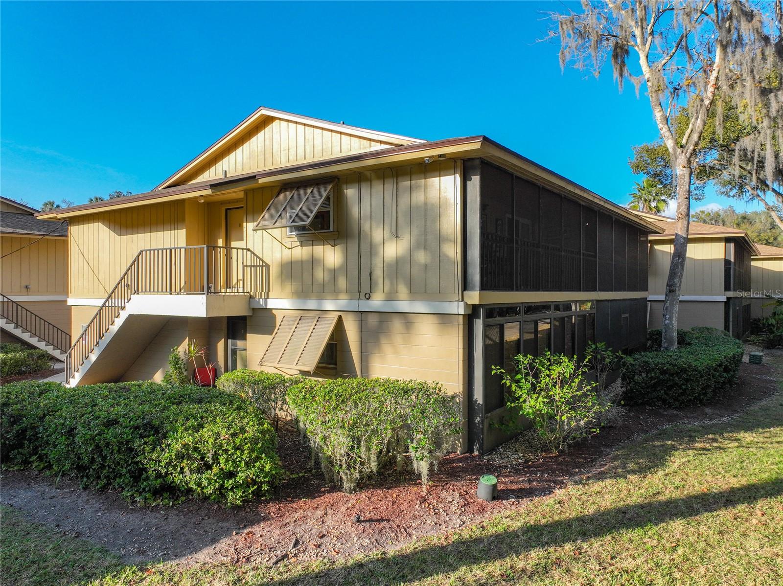 Image 41 of 77 For 130 Jasmine Woods Court 10d