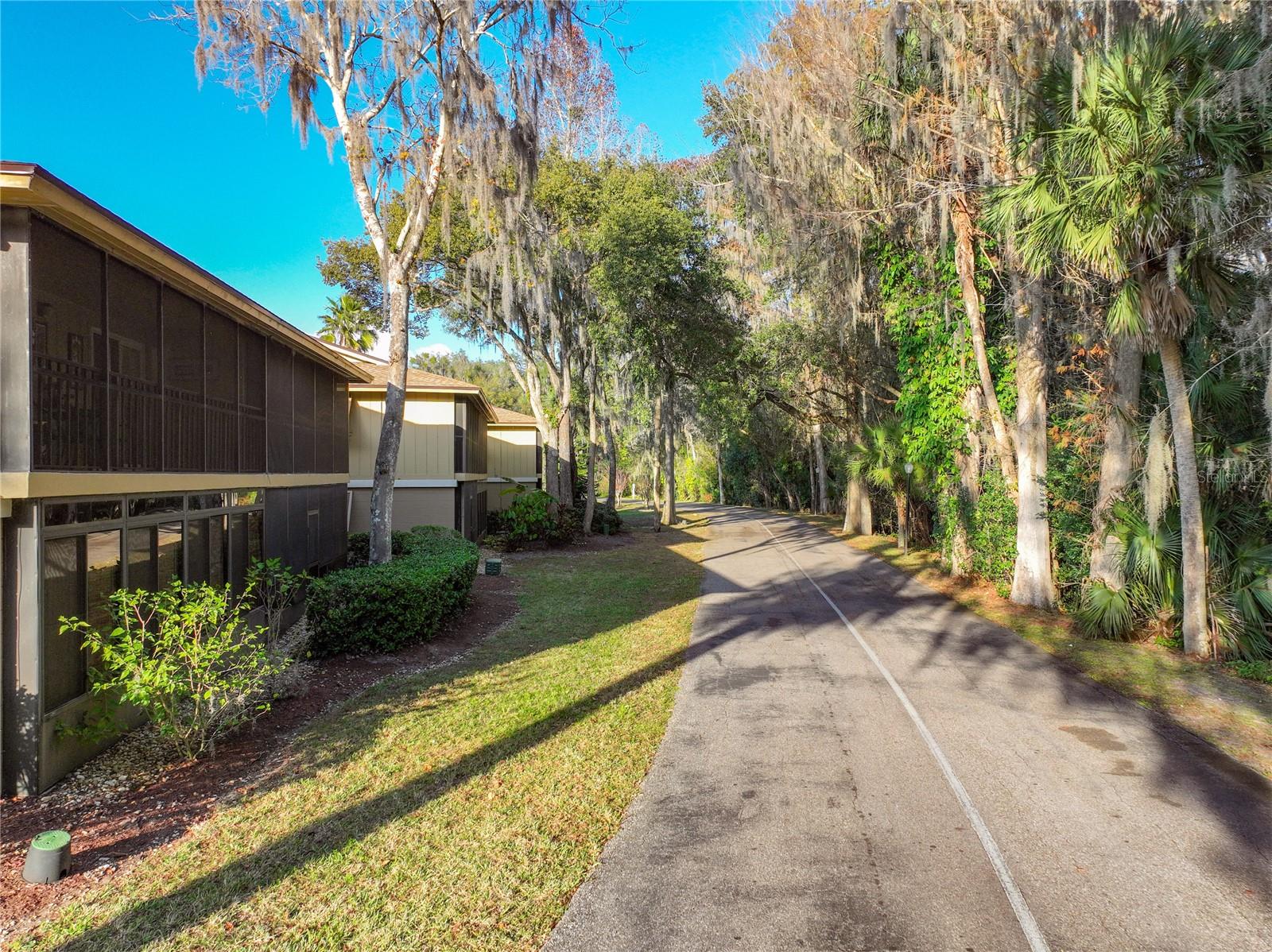 Image 42 of 77 For 130 Jasmine Woods Court 10d