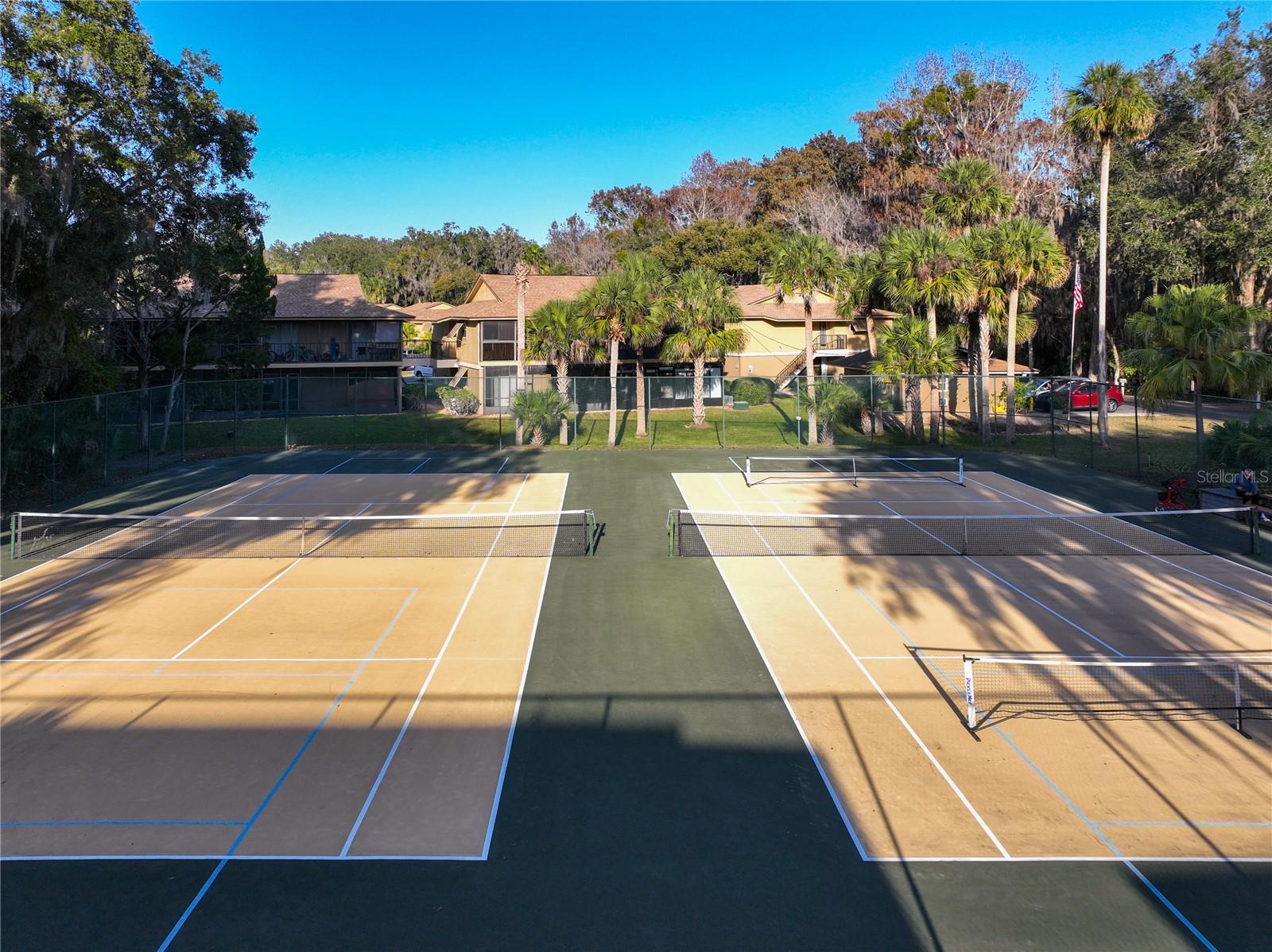 Image 51 of 77 For 130 Jasmine Woods Court 10d