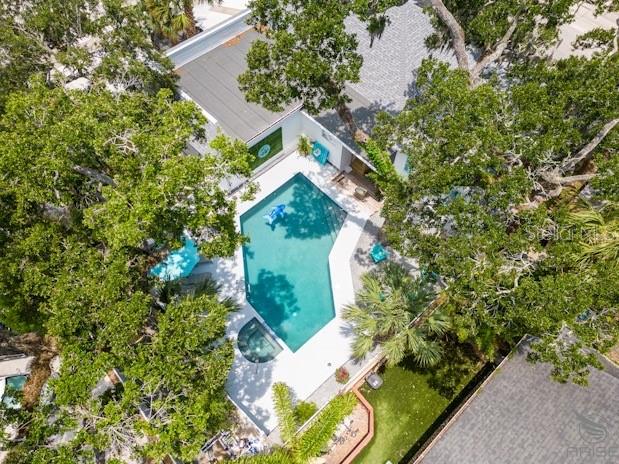 Image 23 of 25 For 301 Live Oak Street