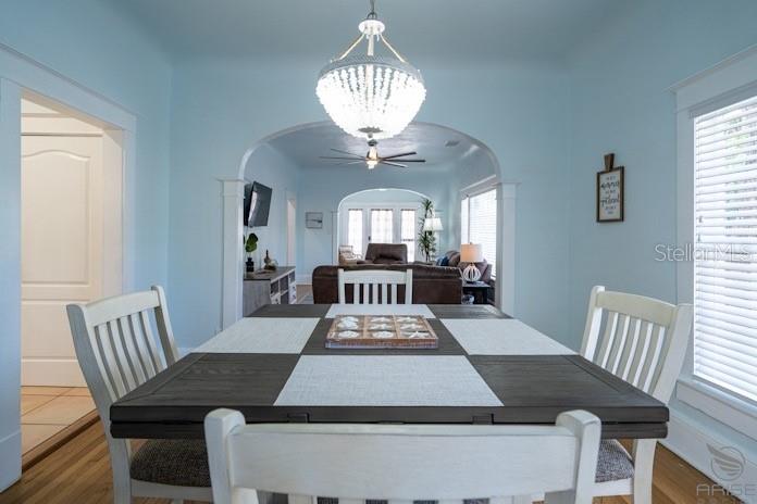 Image 6 of 25 For 301 Live Oak Street