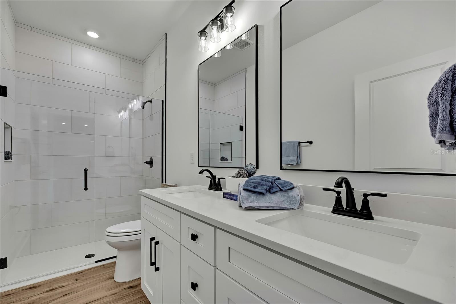 Image 32 of 50 For 15393 Myland Road