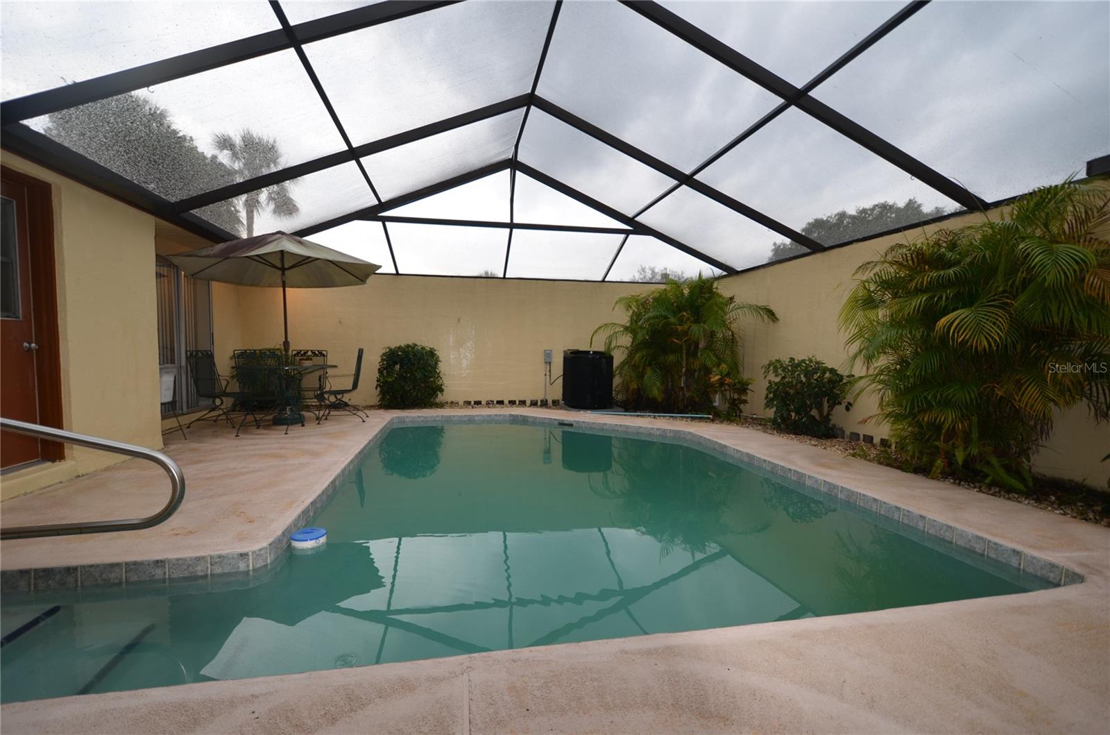 Image 2 of 23 For 5057 Bermuda Circle 15