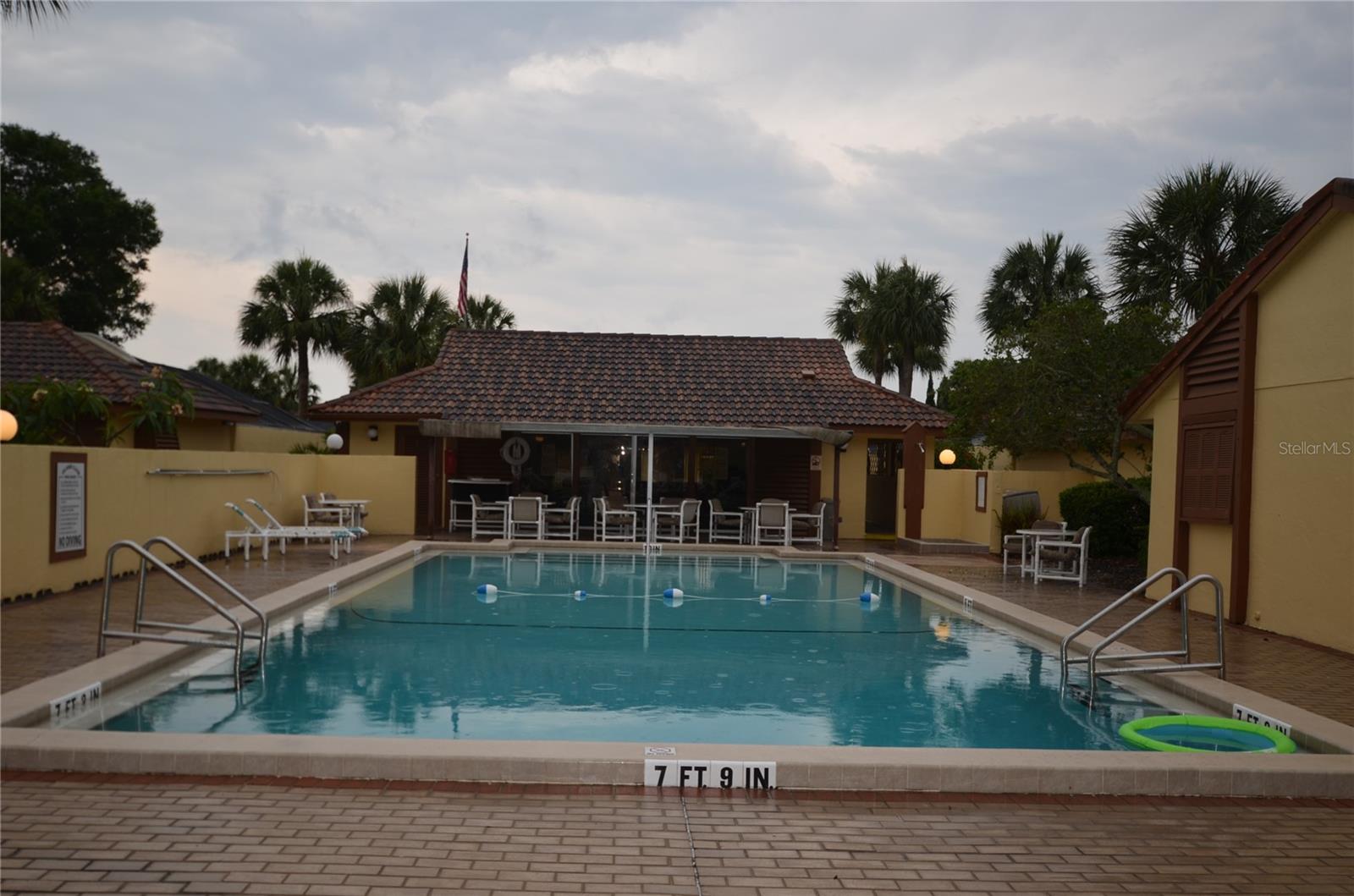 Image 5 of 23 For 5057 Bermuda Circle 15