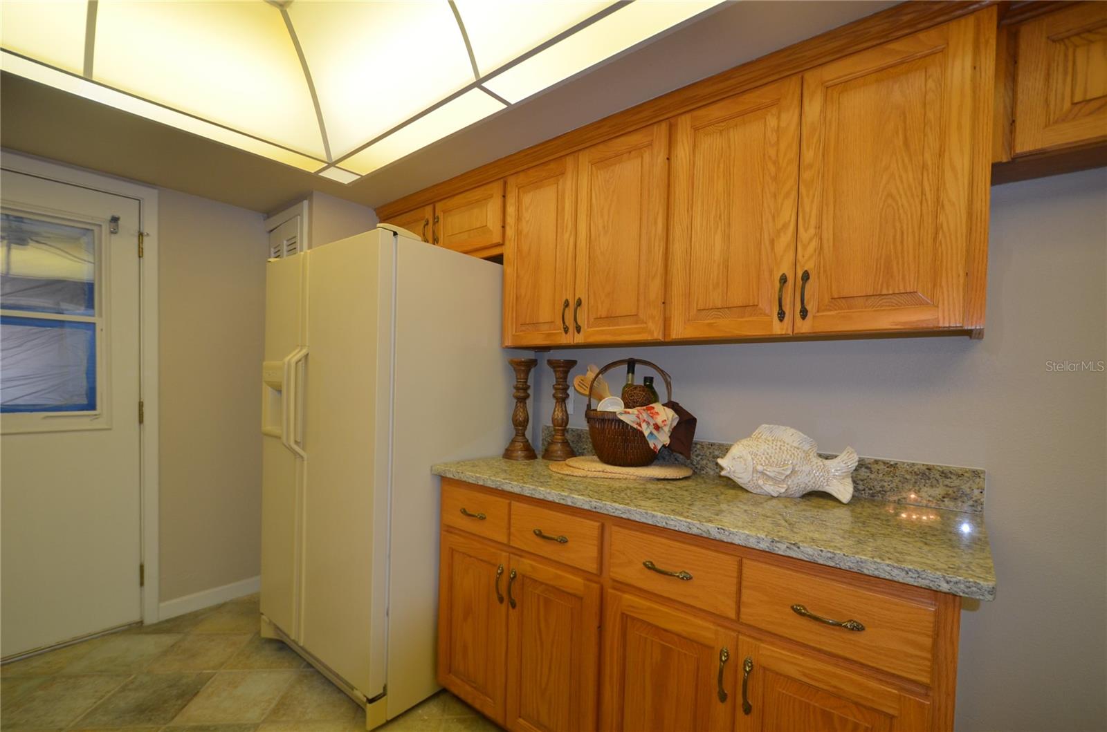 Image 8 of 23 For 5057 Bermuda Circle 15