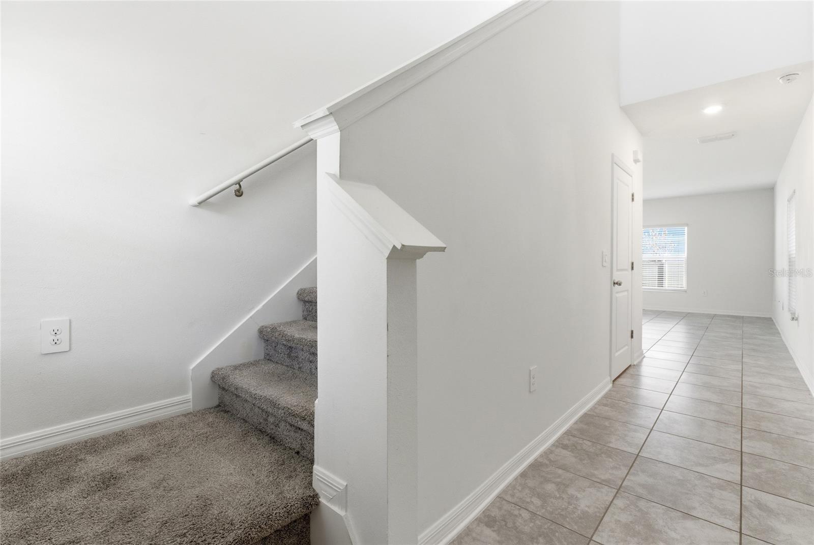 Image 4 of 21 For 1195 Tyler Loop