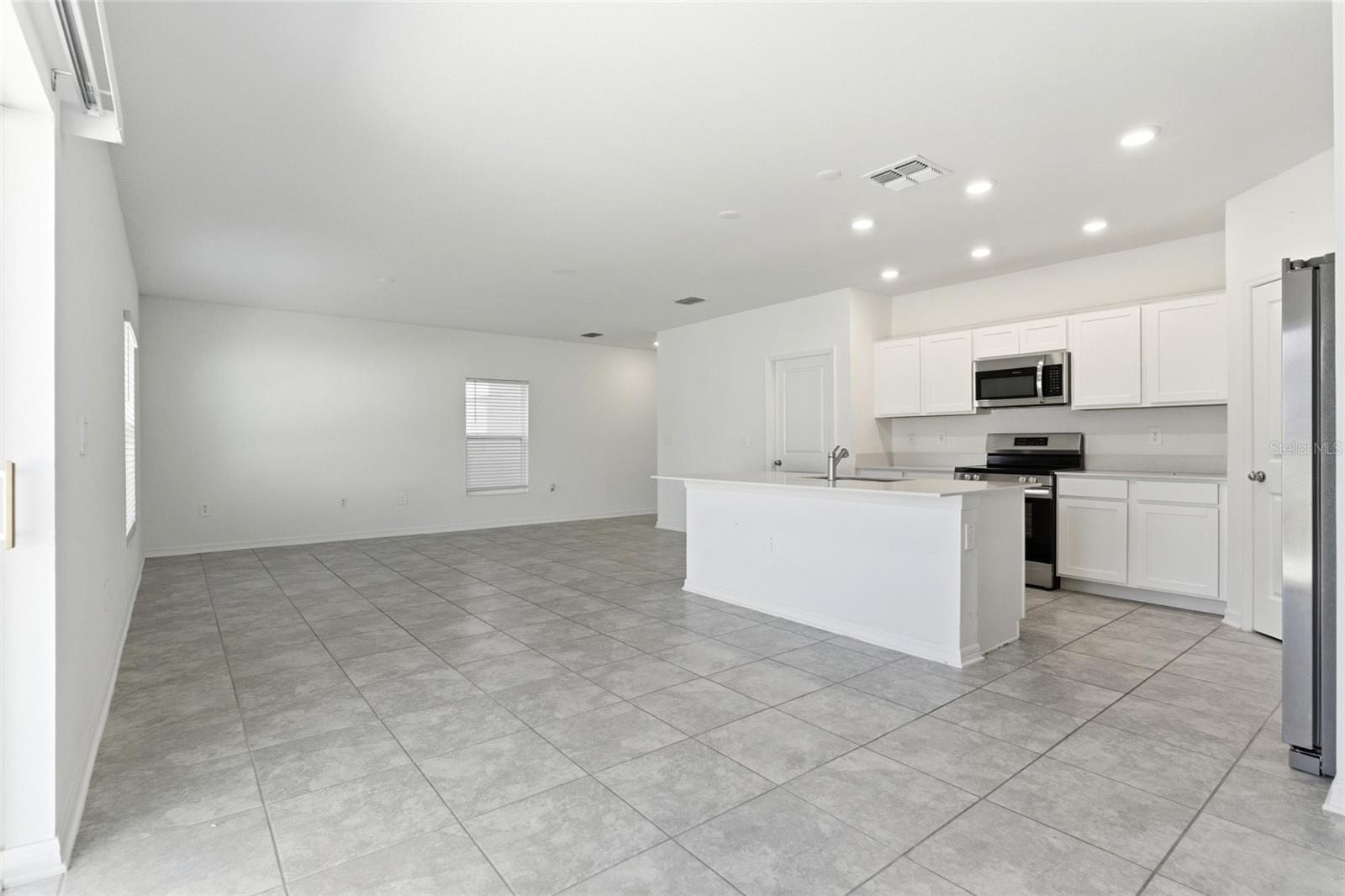 Image 6 of 21 For 1195 Tyler Loop