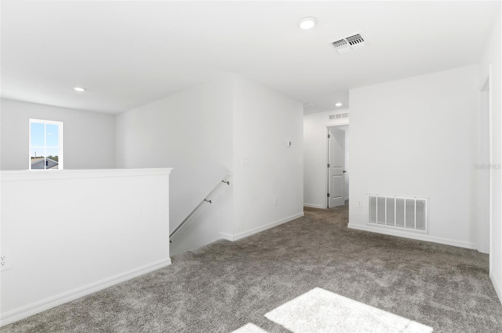 Image 8 of 21 For 1195 Tyler Loop