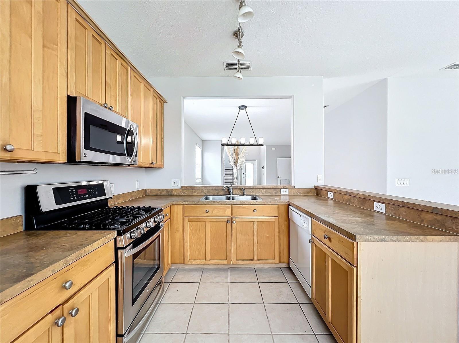 Image 11 of 51 For 5356 Watervista Drive