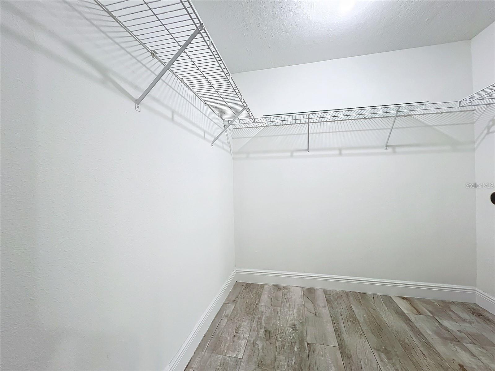 Image 21 of 51 For 5356 Watervista Drive