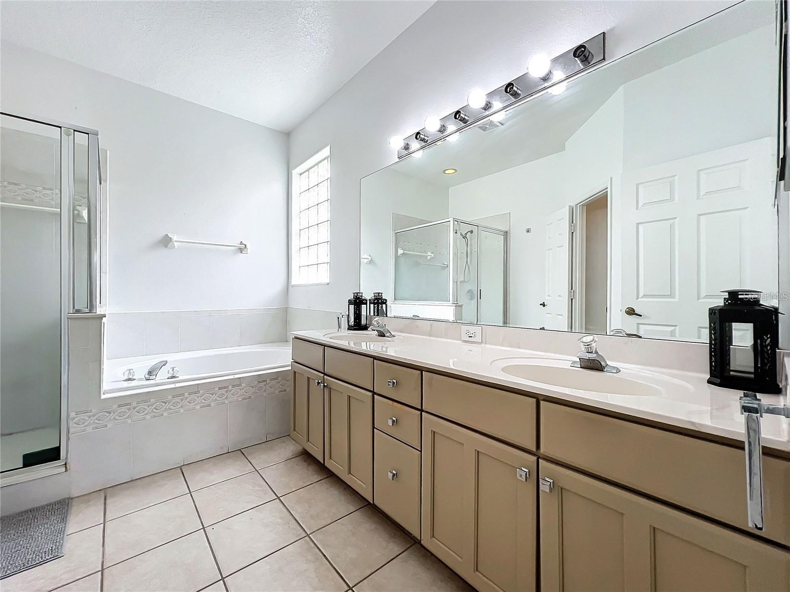 Image 22 of 51 For 5356 Watervista Drive