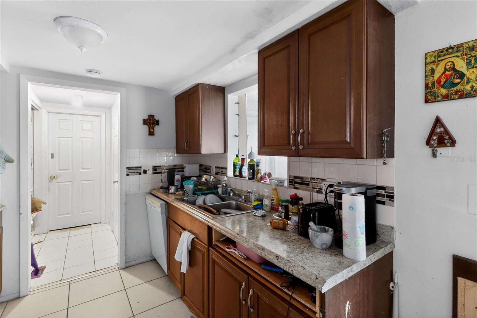 Image 18 of 49 For 3650 Pensdale Drive