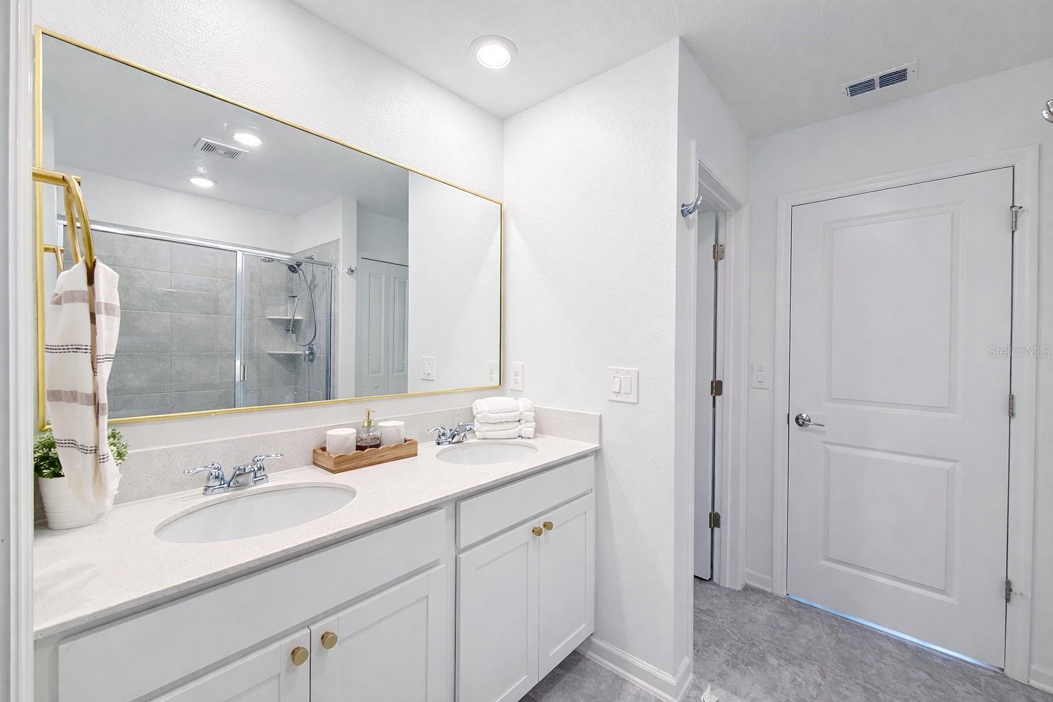 Image 16 of 33 For 231 Brave Road