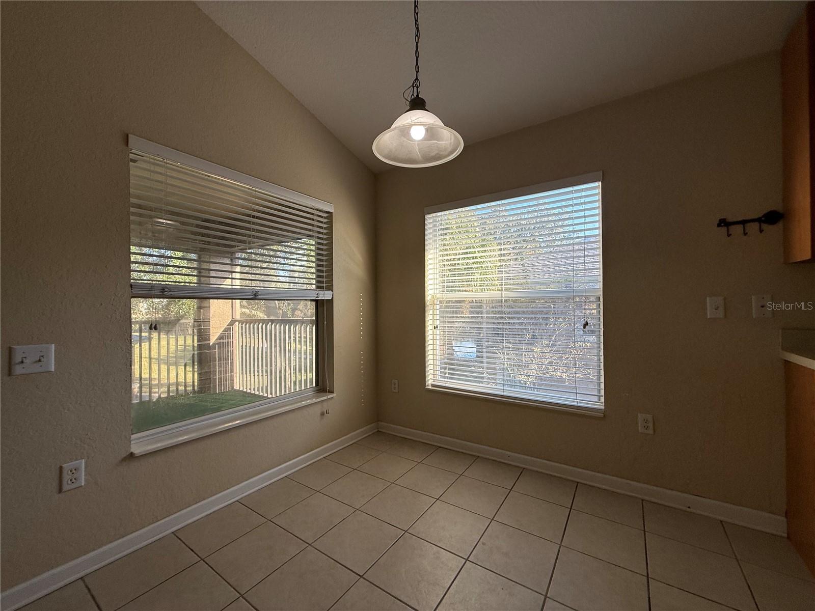 Image 11 of 31 For 2763 Metro Sevilla Drive 110