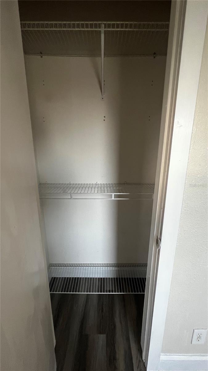 Image 14 of 24 For 1658 Hempel Avenue