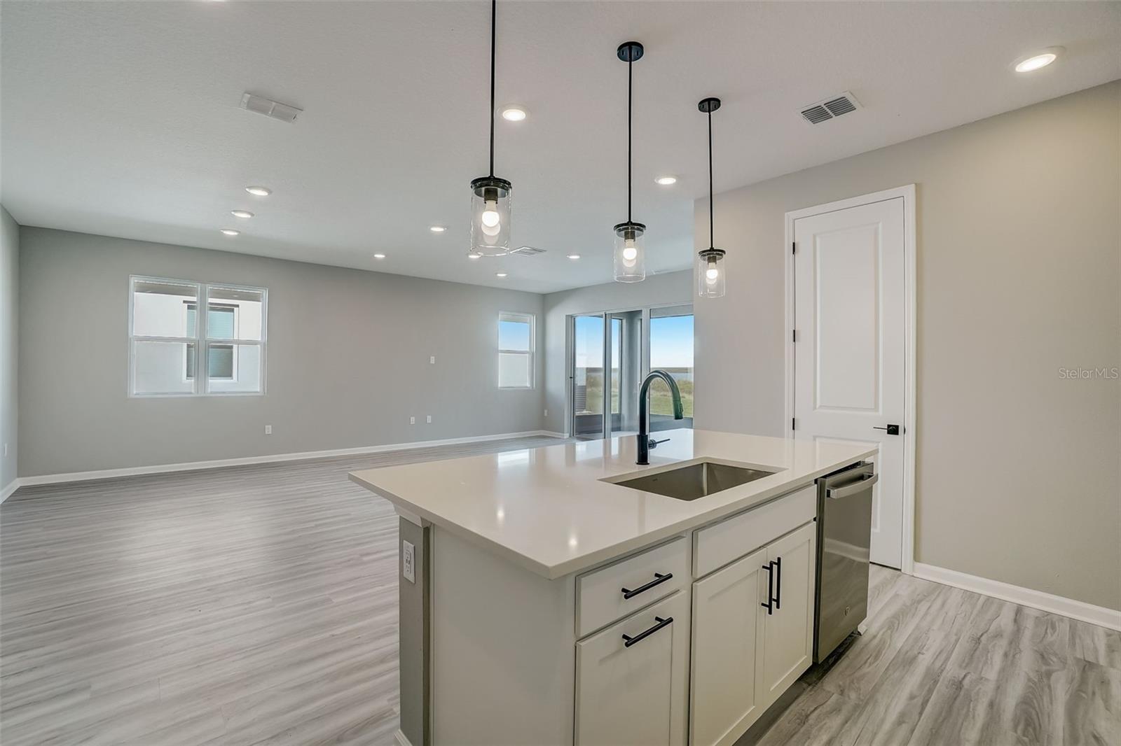 Image 15 of 48 For 1016 Griffon Avenue