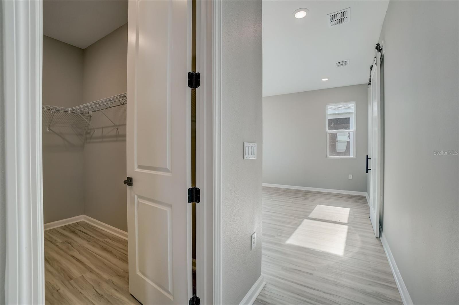 Image 28 of 48 For 1016 Griffon Avenue