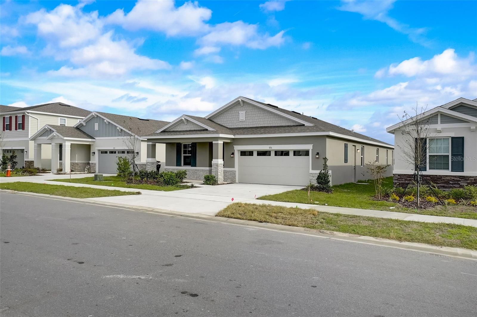 Image 4 of 48 For 1016 Griffon Avenue