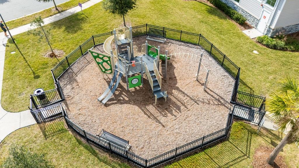 Image 48 of 50 For 14037 Kauai Drive