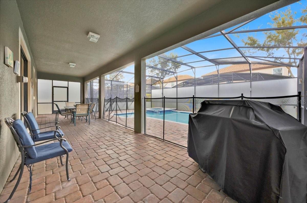 Image 32 of 43 For 9032 Shadow Mountain Street