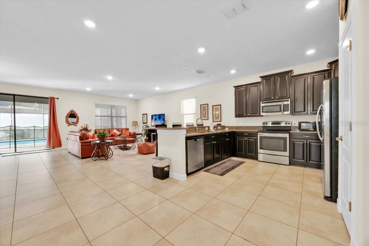 Image 8 of 43 For 9032 Shadow Mountain Street