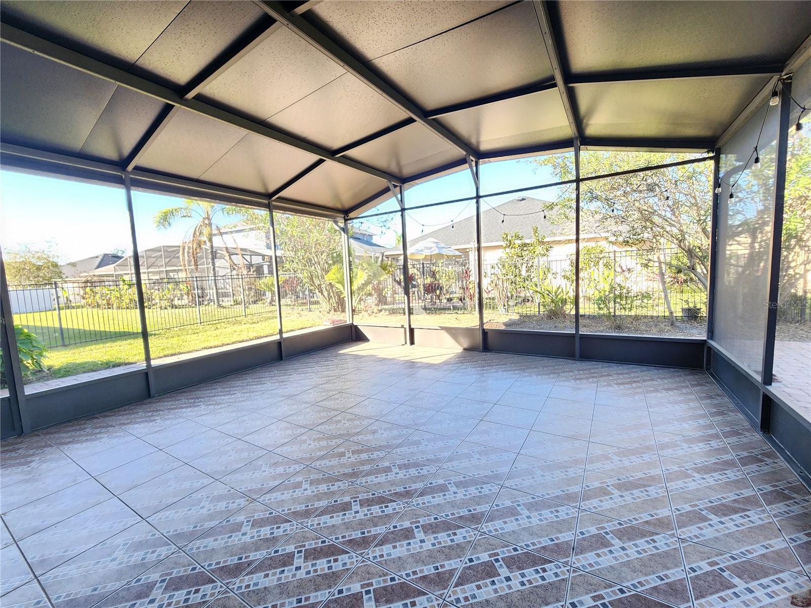 Image 28 of 35 For 14681 Cableshire Way