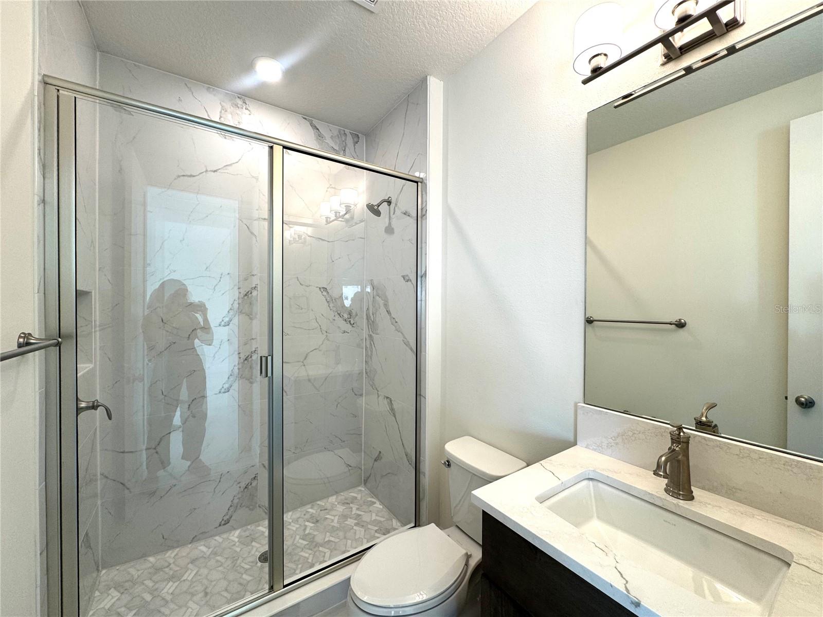 Image 33 of 37 For 9819 Gobat Alley