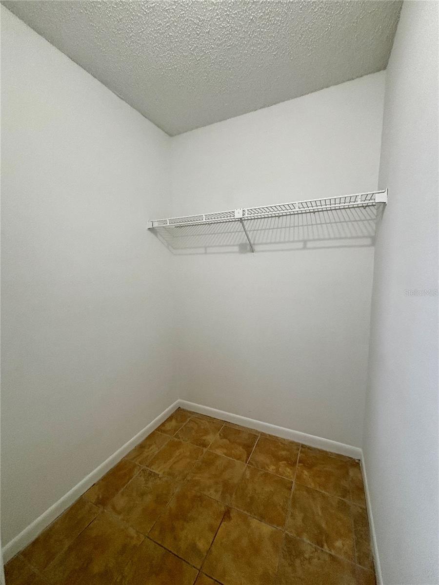 Image 15 of 16 For 2504 Woodgate Boulevard 202