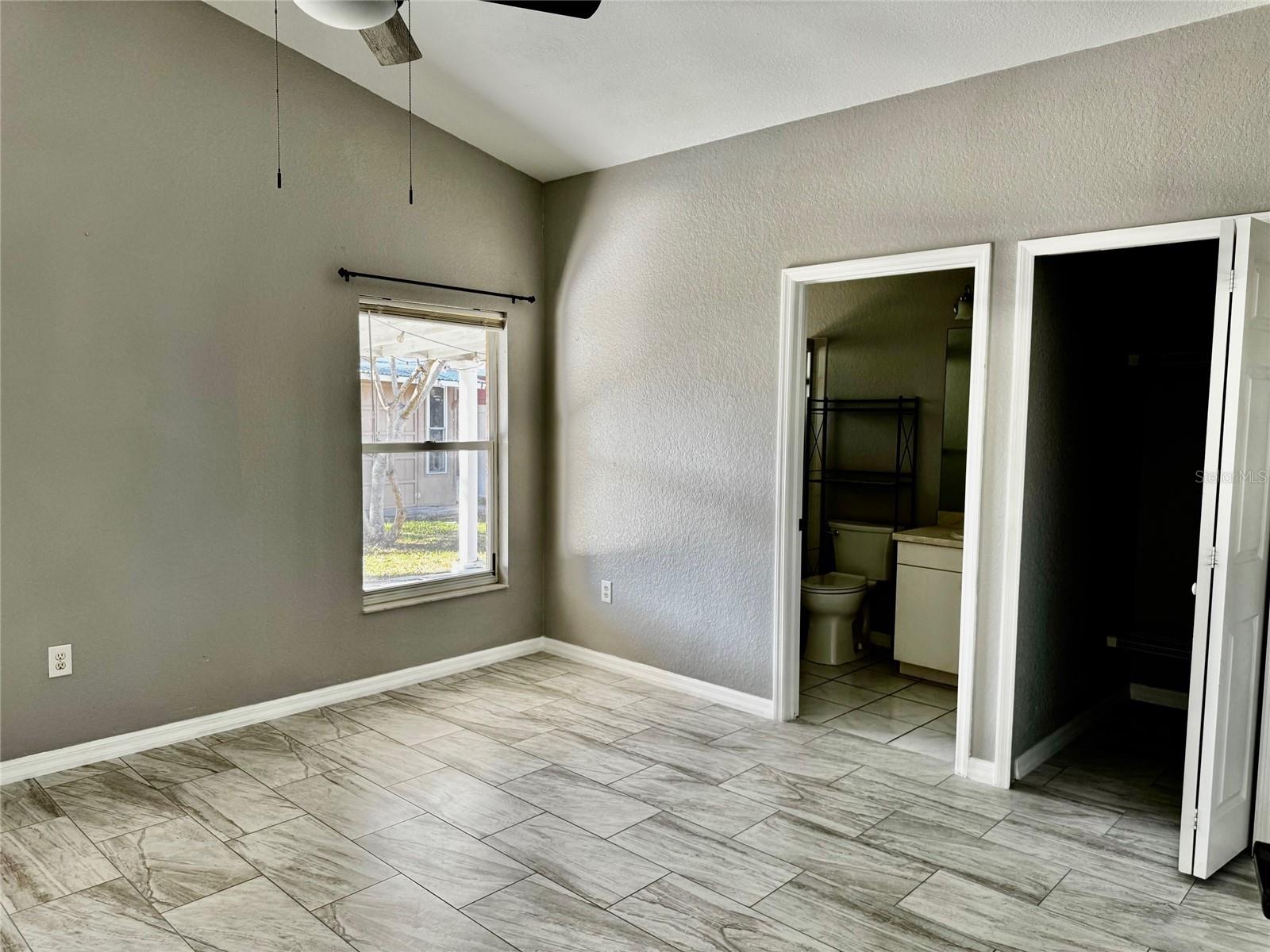 Image 7 of 21 For 7530 62nd Street N