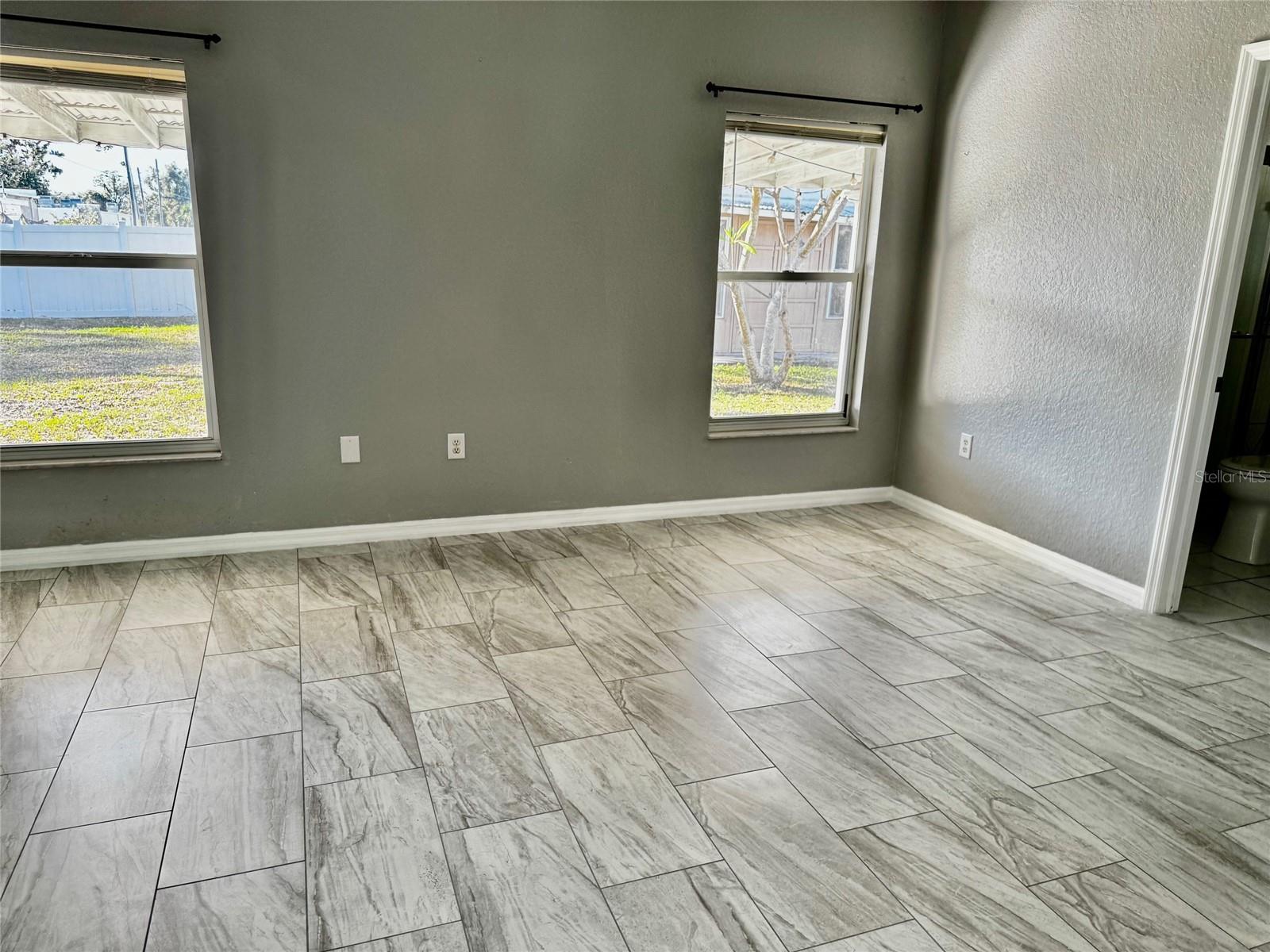 Image 8 of 21 For 7530 62nd Street N