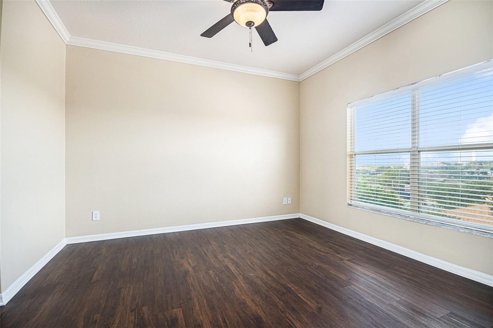 Image 10 of 27 For 1520 Presidio Dr Drive