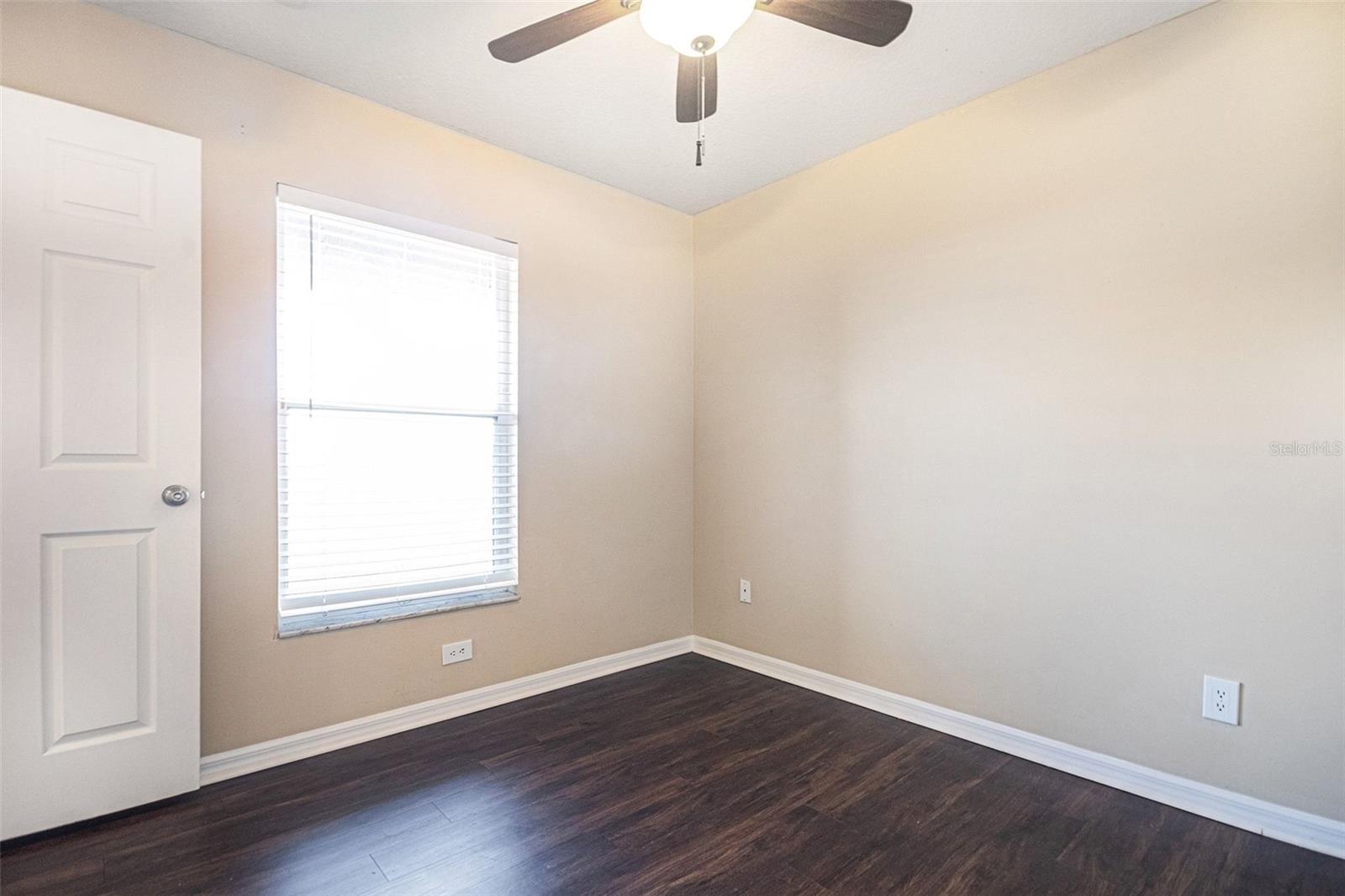 Image 21 of 27 For 1520 Presidio Dr Drive