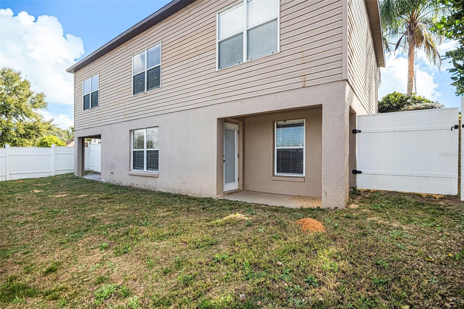 Image 25 of 27 For 1520 Presidio Dr Drive