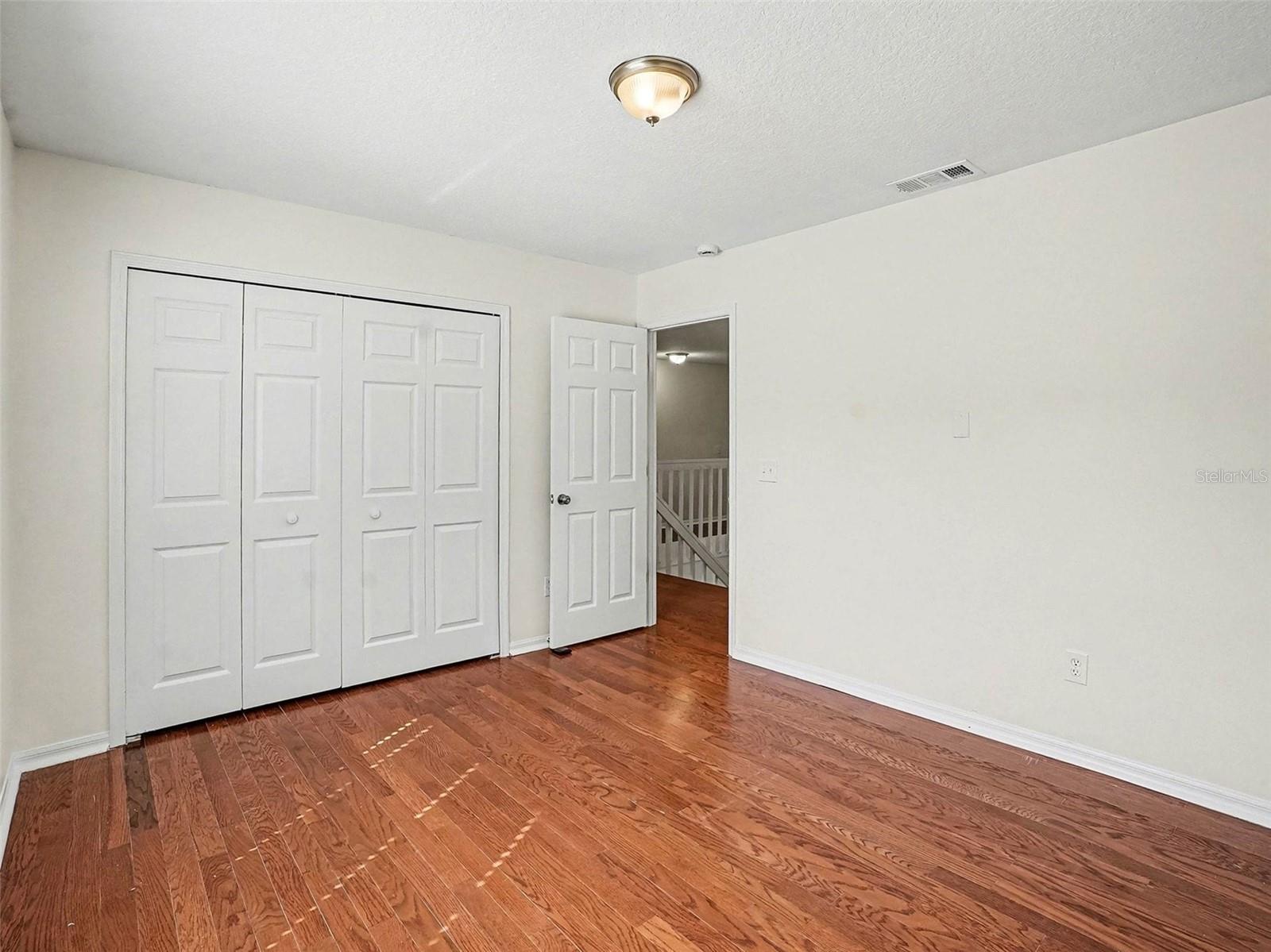 Image 17 of 27 For 7728 Glynde Hill Drive