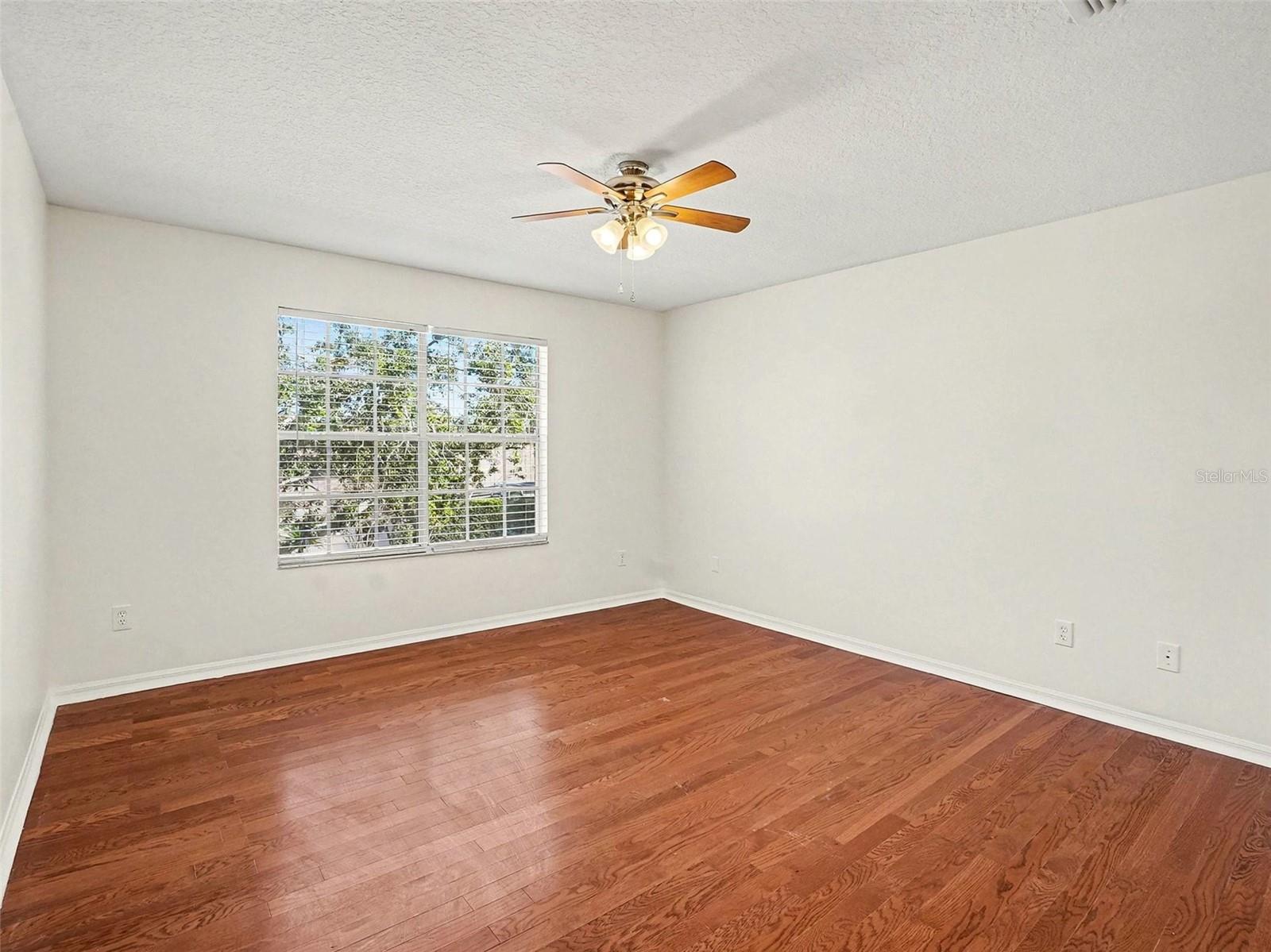 Image 21 of 27 For 7728 Glynde Hill Drive