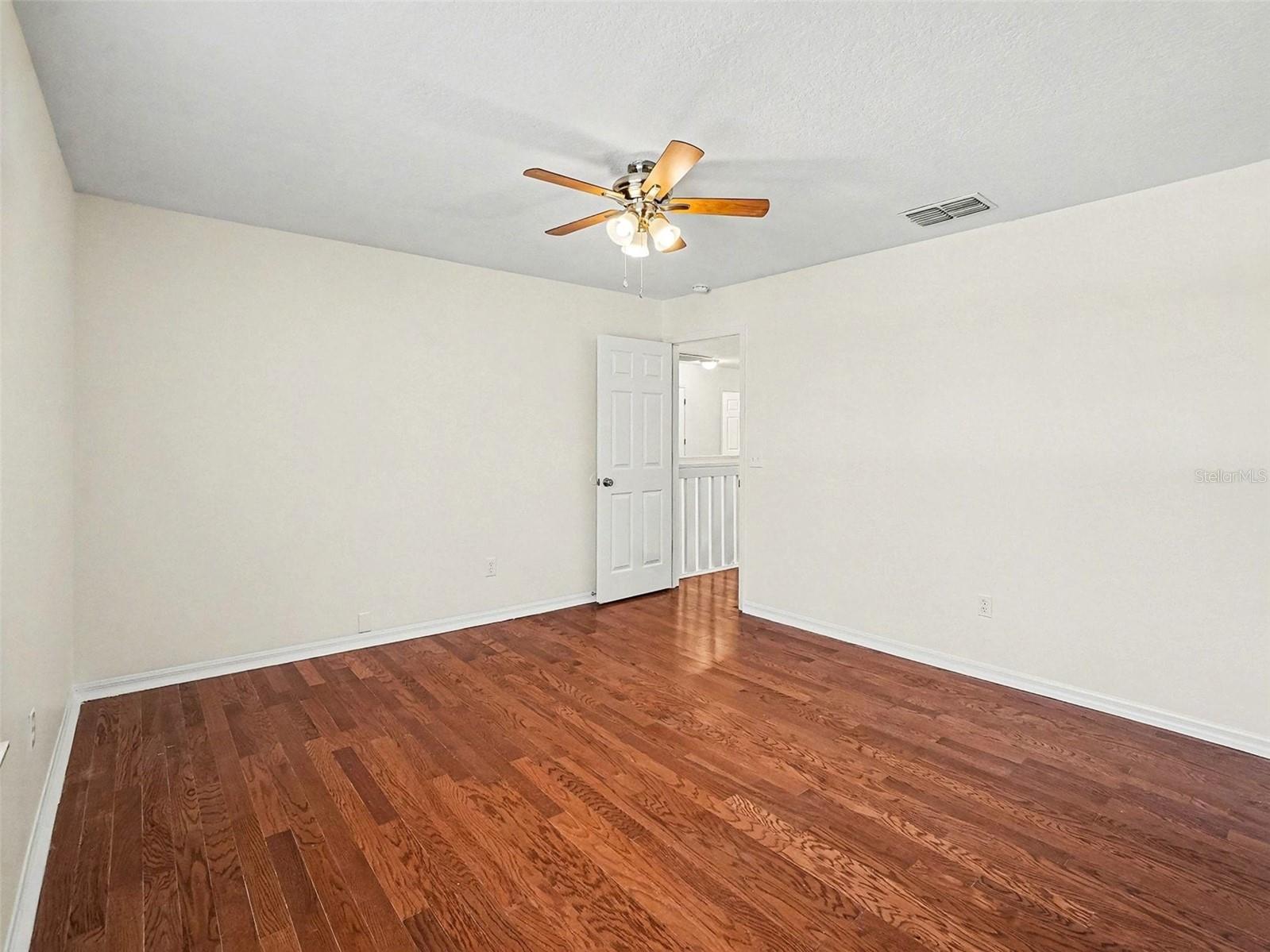 Image 22 of 27 For 7728 Glynde Hill Drive