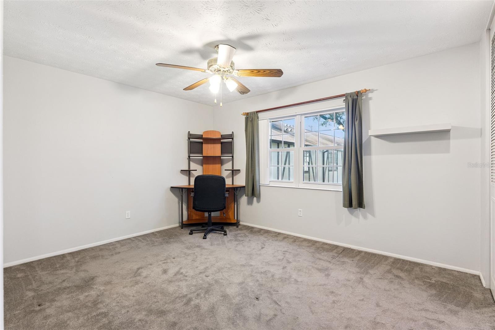 Image 14 of 21 For 5311 Hansel Avenue D-12