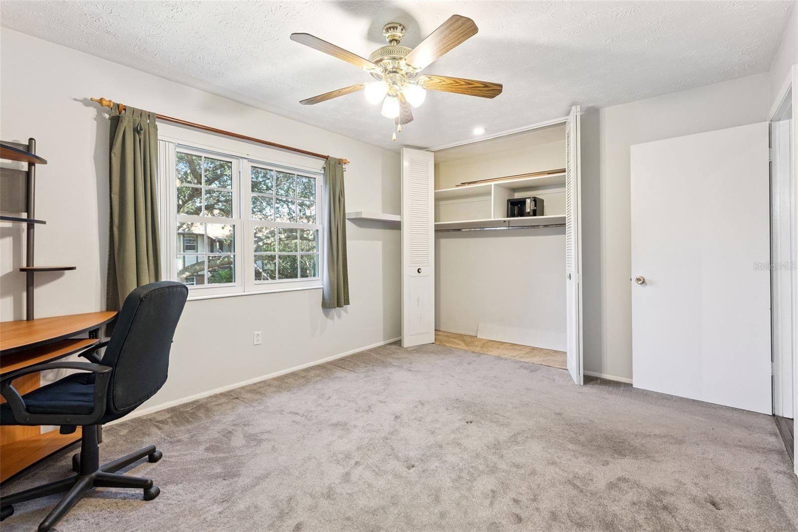 Image 15 of 21 For 5311 Hansel Avenue D-12