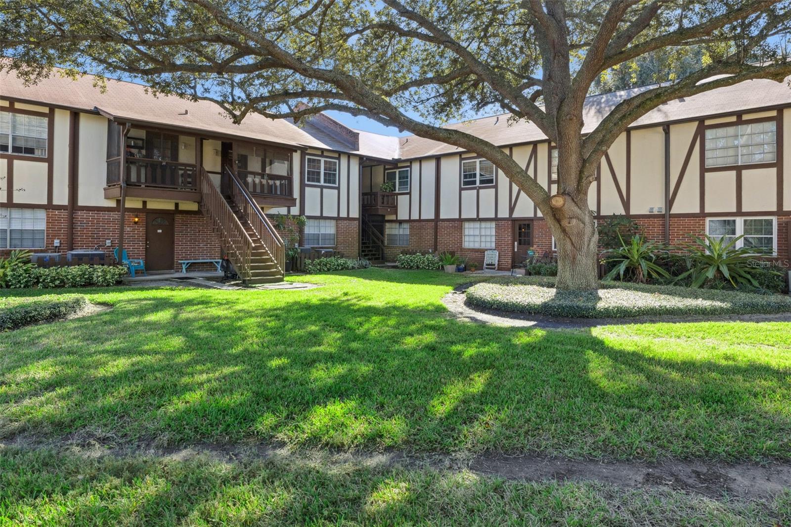 Image 20 of 21 For 5311 Hansel Avenue D-12