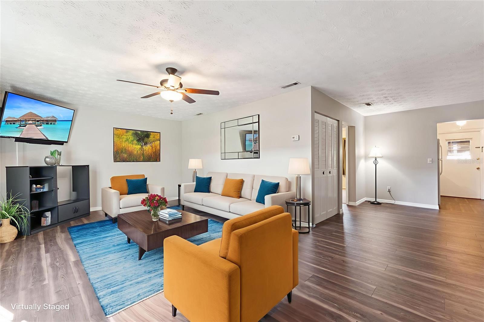 Image 6 of 21 For 5311 Hansel Avenue D-12