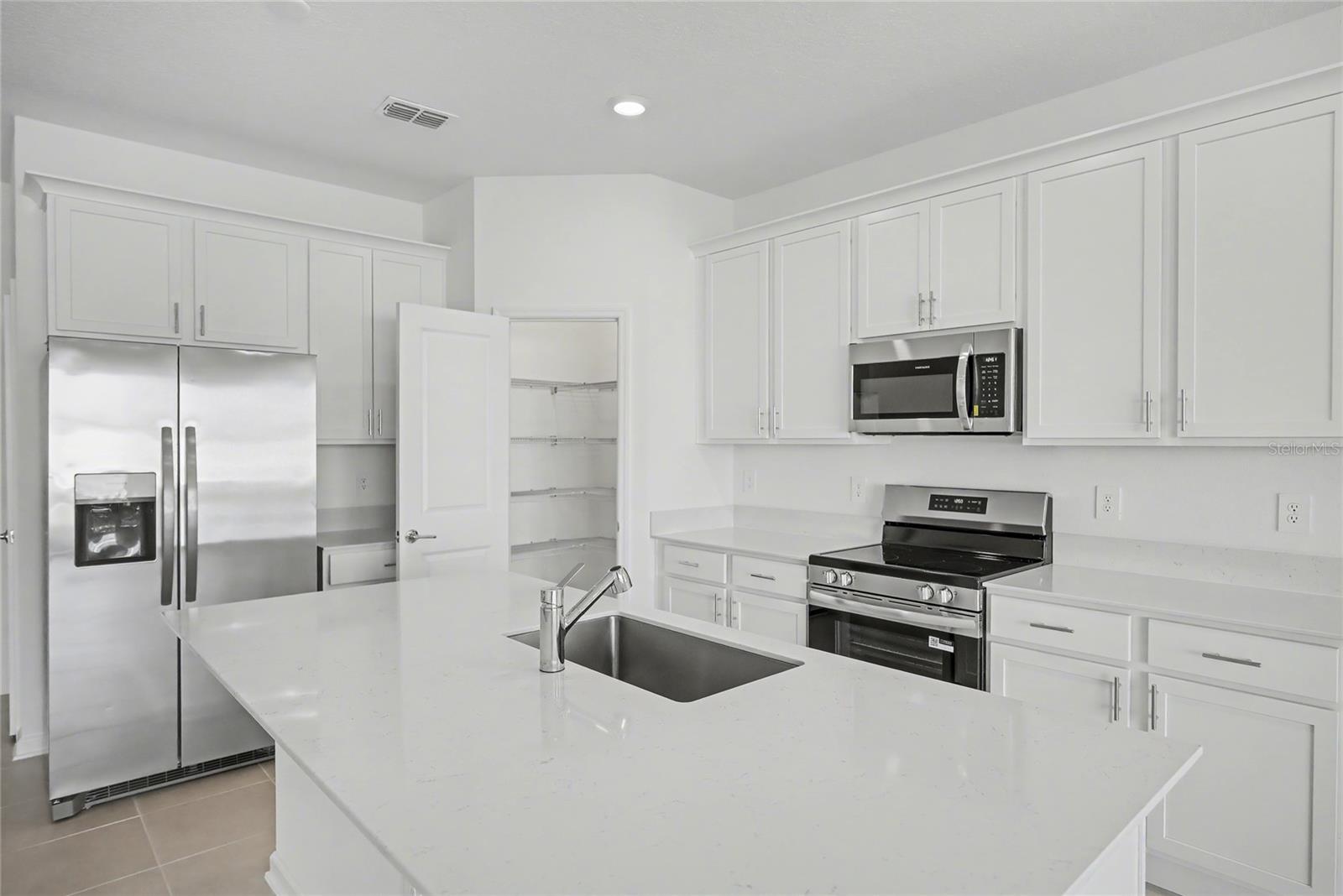 Image 16 of 34 For 2942 Believe In Yourself Court