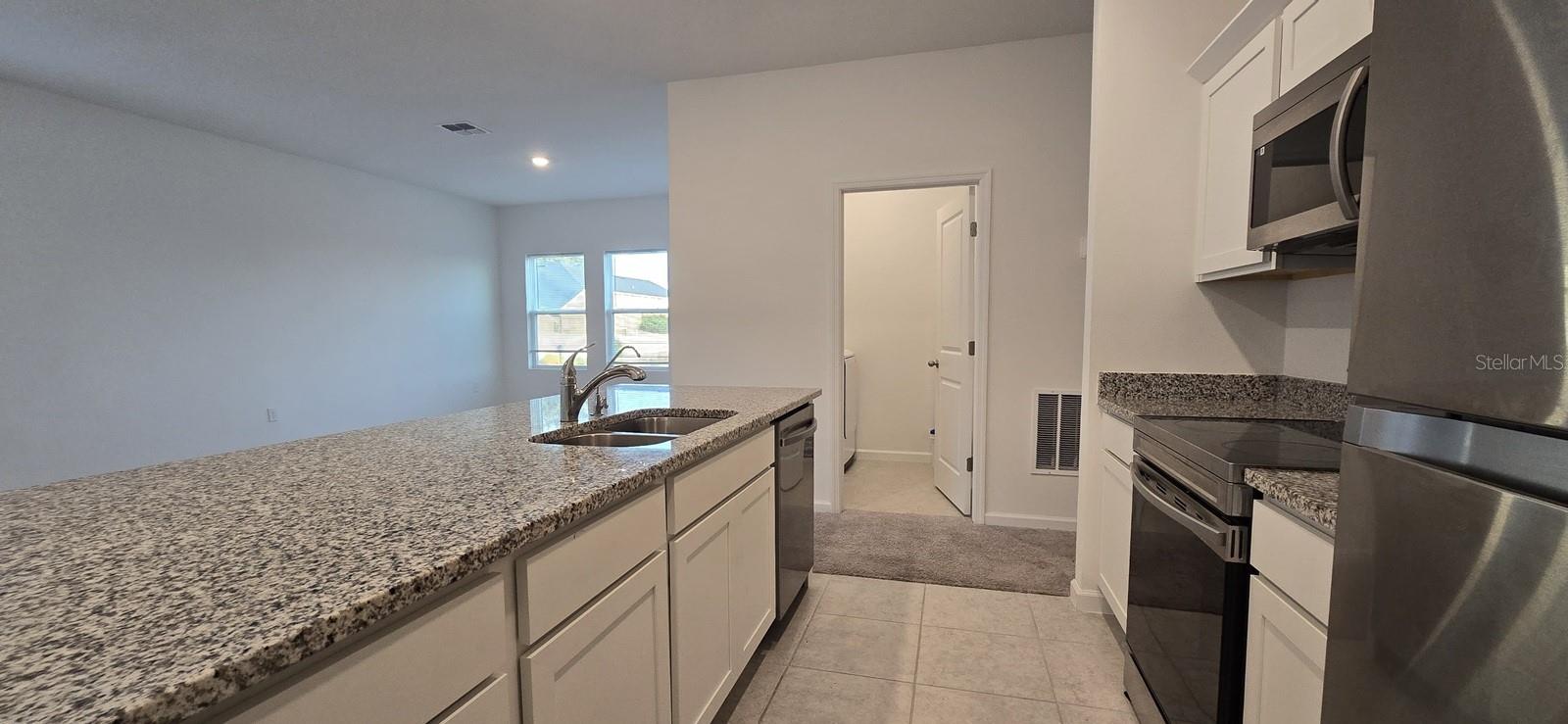 Image 15 of 33 For 452 Hennepin Loop