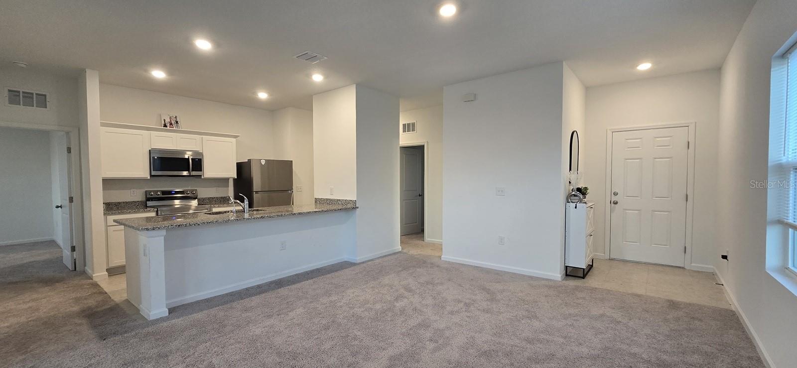 Image 22 of 33 For 452 Hennepin Loop