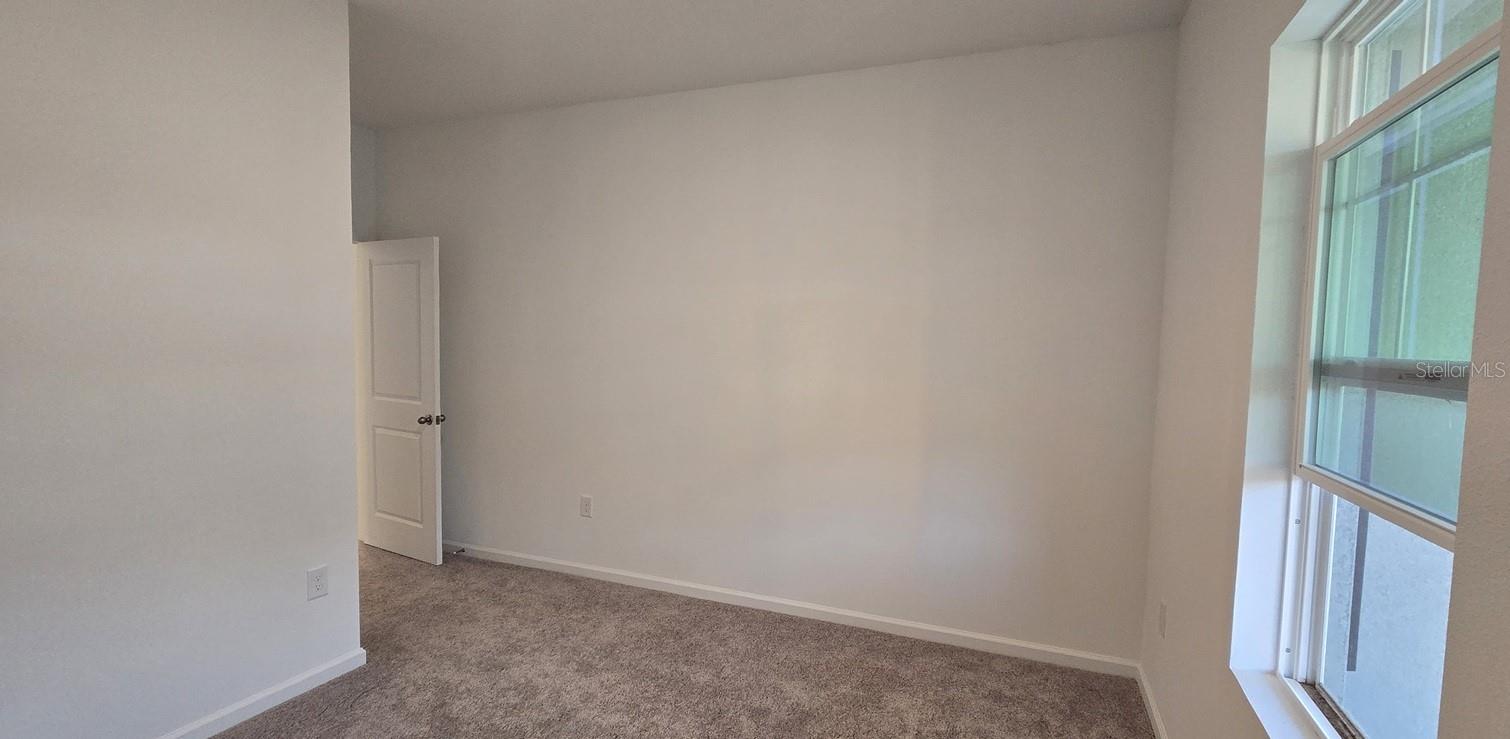 Image 31 of 33 For 452 Hennepin Loop