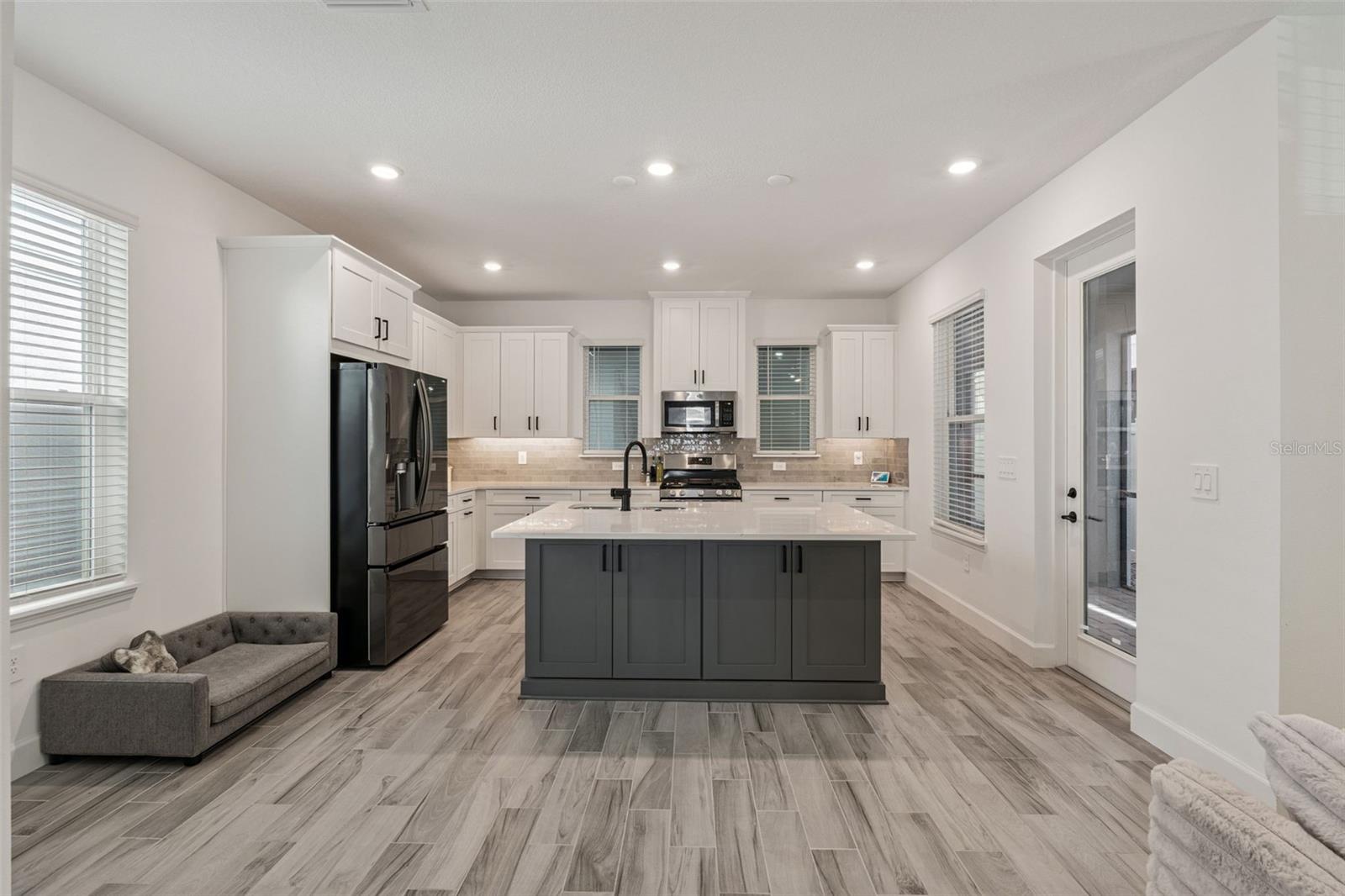 Image 14 of 63 For 15050 Summer Harvest Street