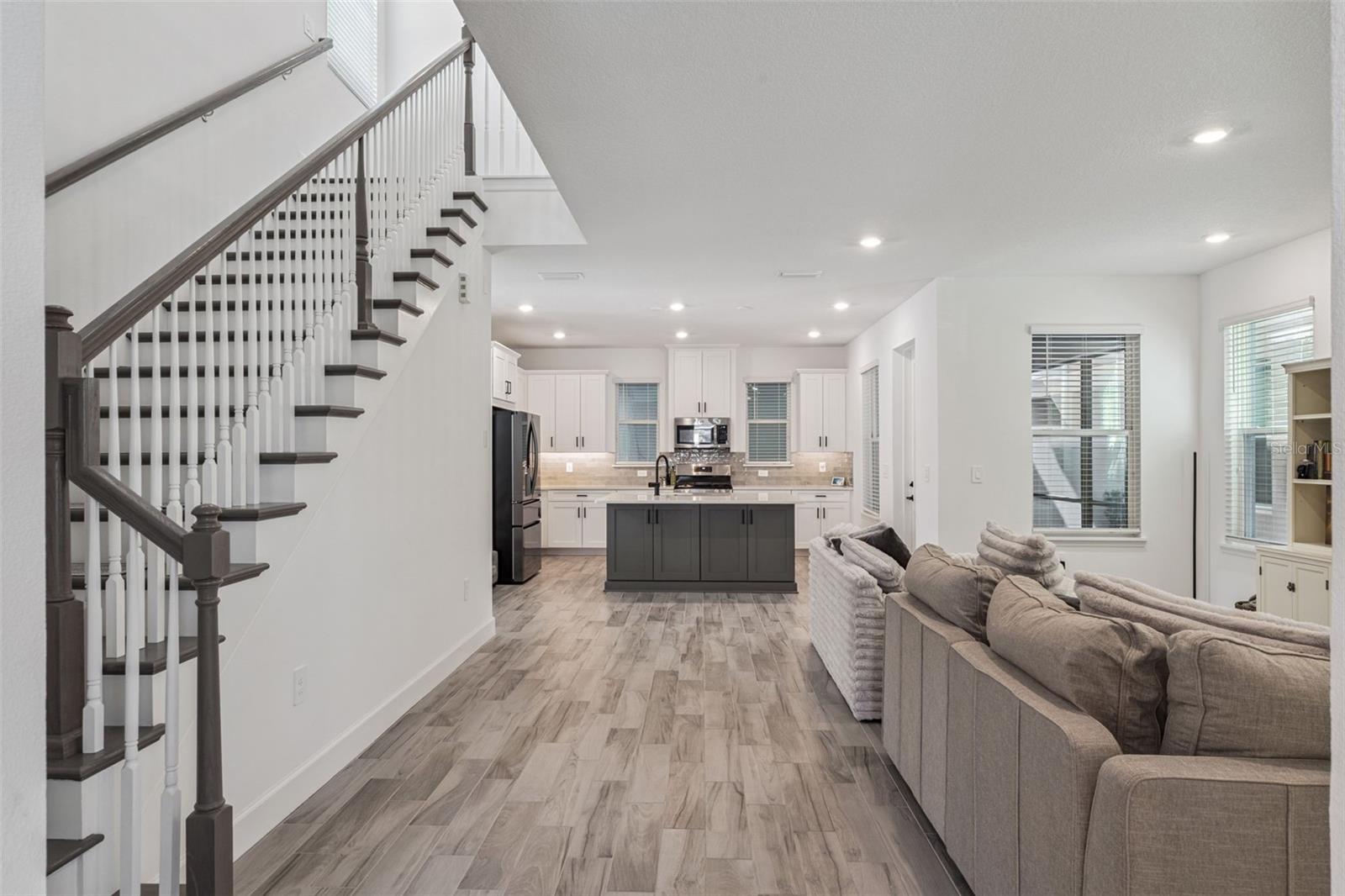 Image 9 of 63 For 15050 Summer Harvest Street