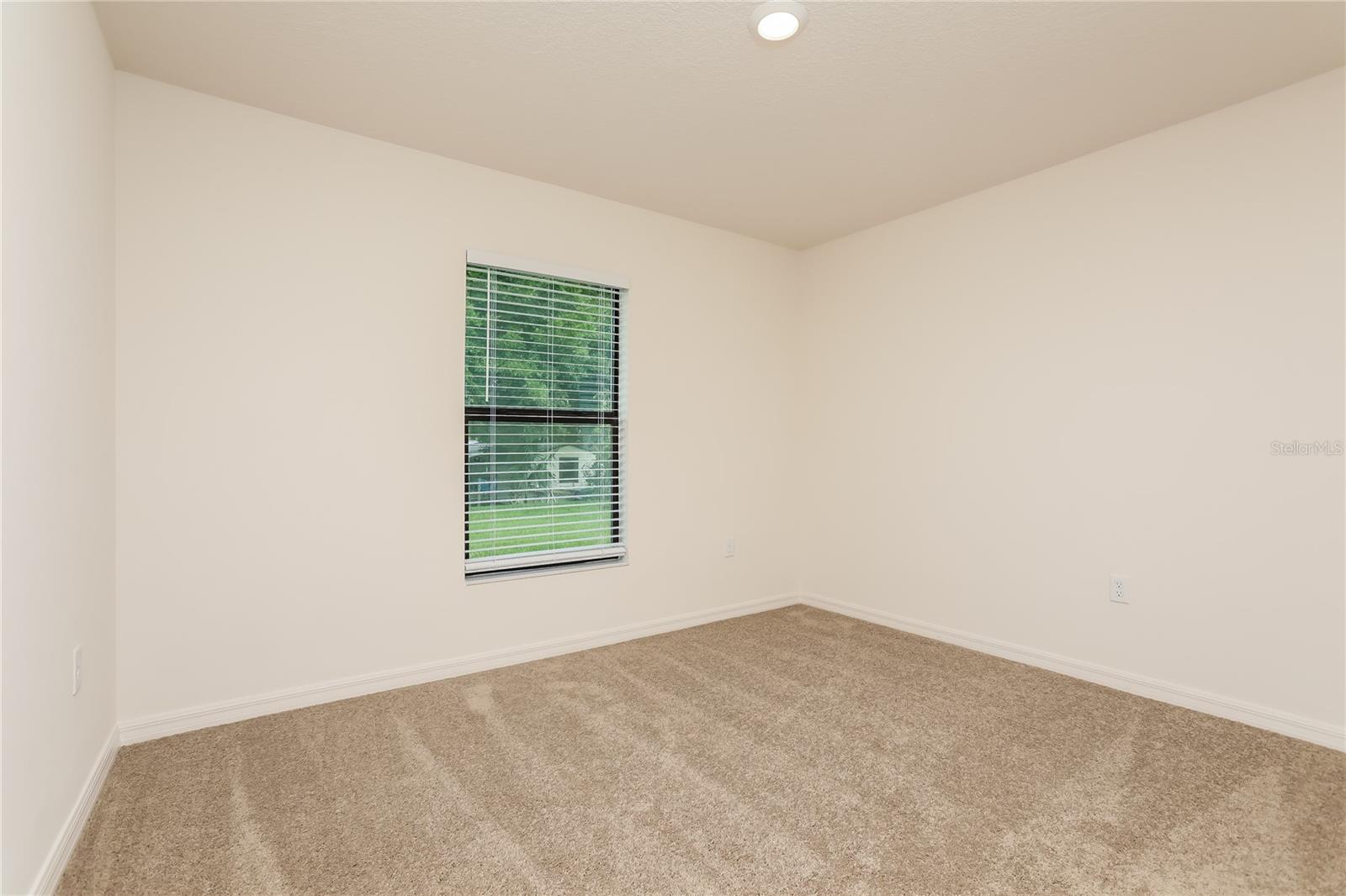 Image 9 of 16 For 35669 Rose Moss Avenue